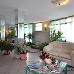 Hotel Residenza Delle Alpi 3*