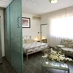 Residenza Delle Alpi Hotel