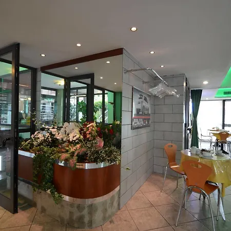 ホテル Residenza Delle Alpi トリノ