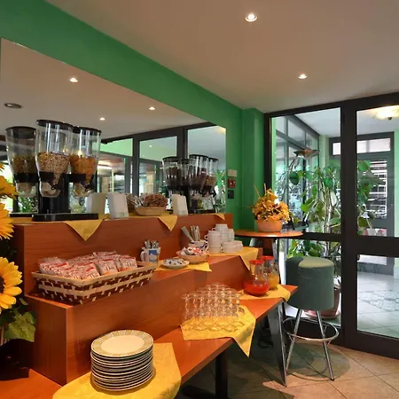 Отель Residenza Delle Alpi 3*