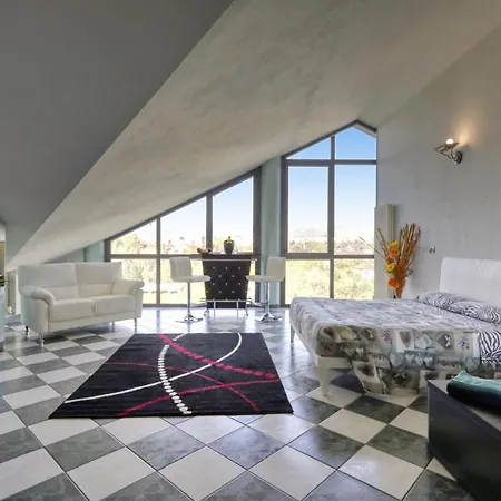 Отель Residenza Delle Alpi 3*