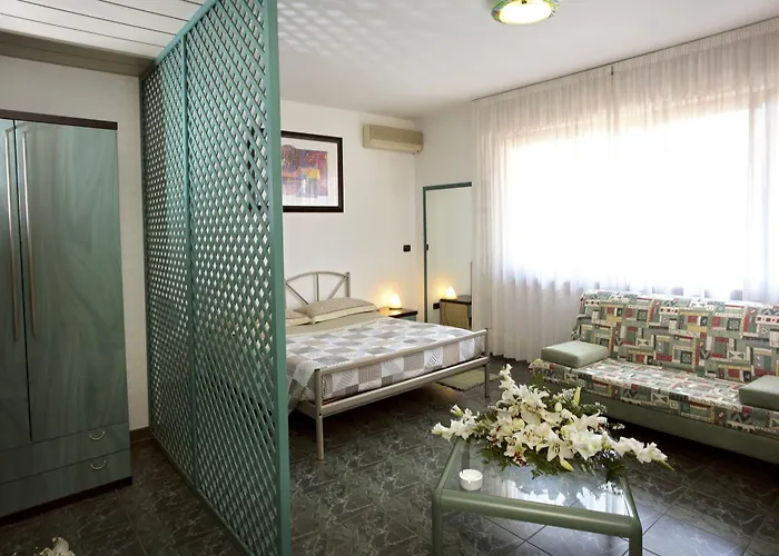 Residenza Delle Alpi Hotel